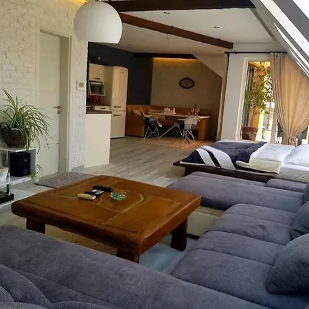 公寓 синьо лято 布尔加斯