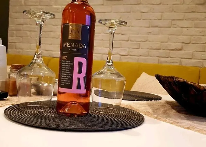 Апартамент синьо лято Бургас