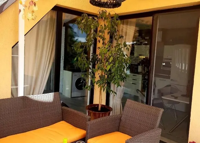 Апартамент синьо лято